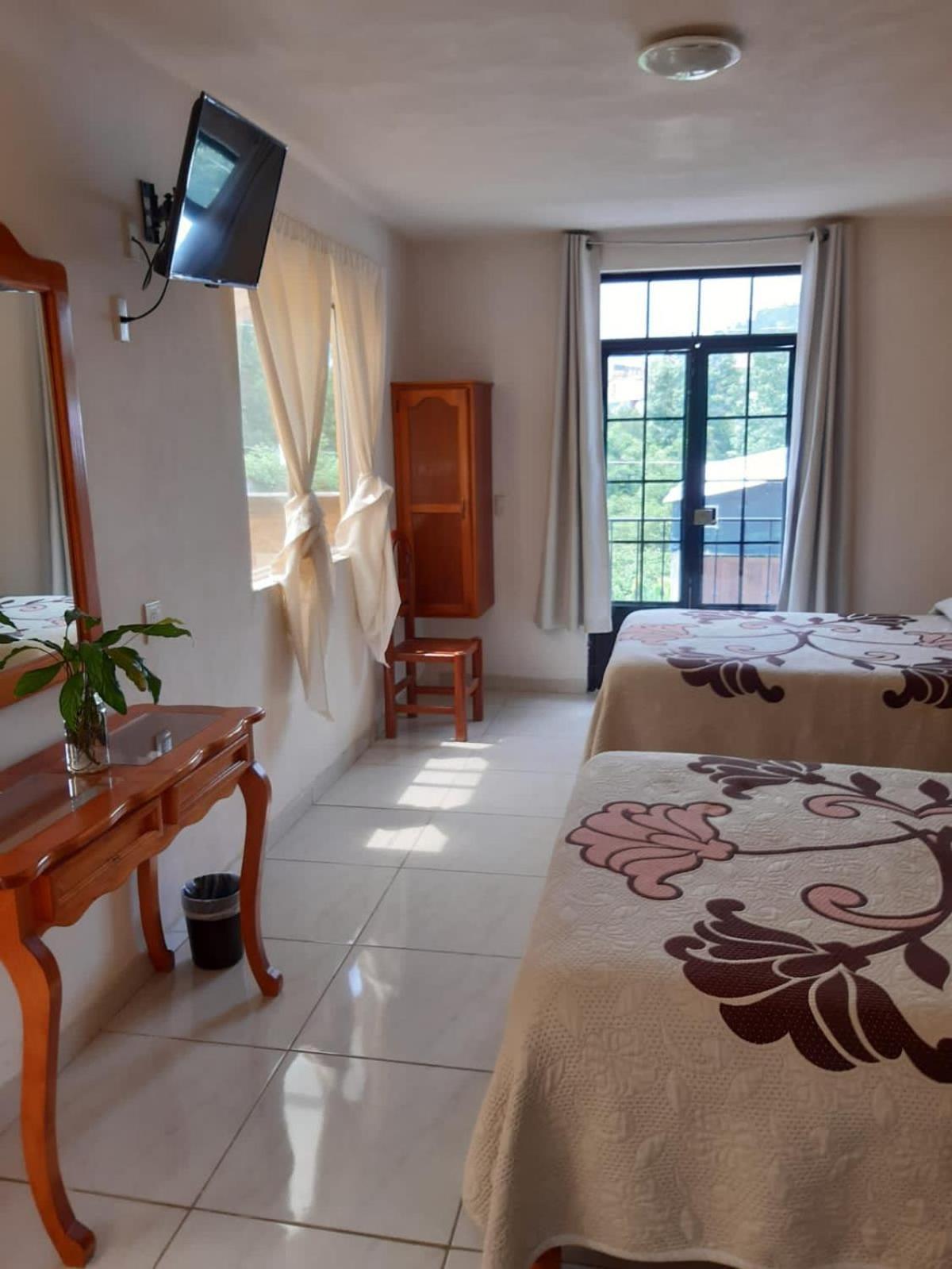 Hotel Camelinas Area Blanca 파츠쿠아로 외부 사진