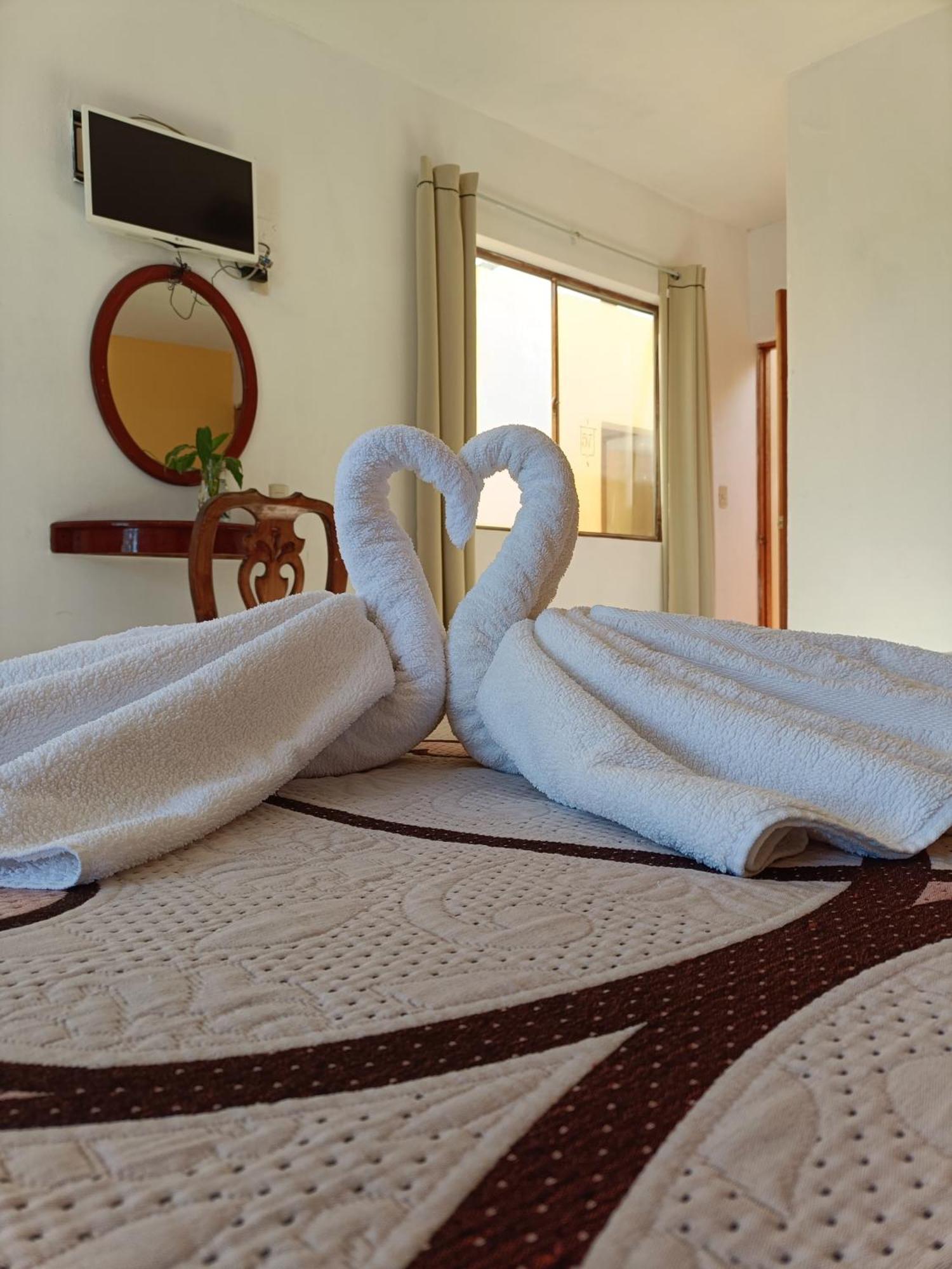 Hotel Camelinas Area Blanca 파츠쿠아로 외부 사진
